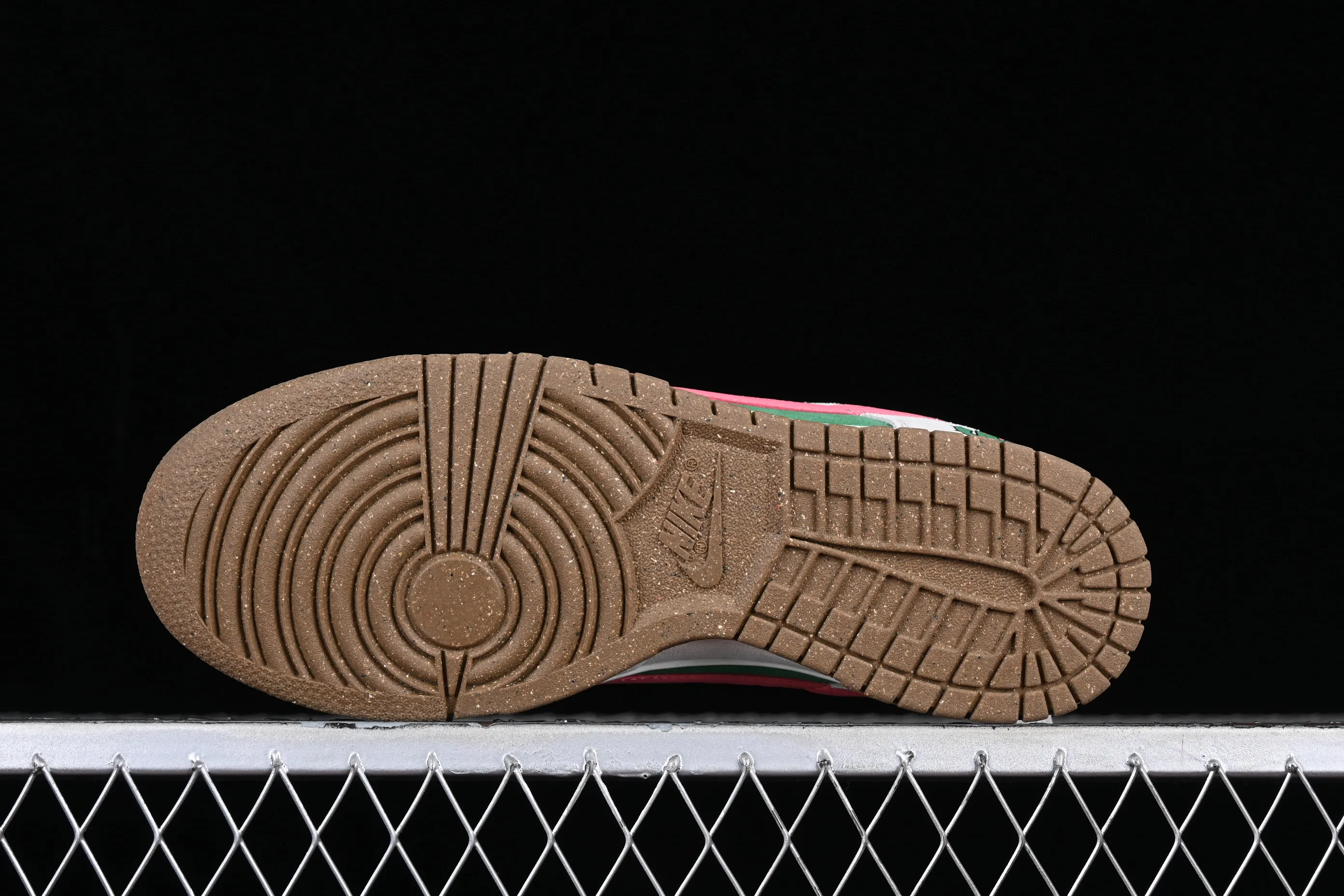 All categories Nk SB Dunk series Nk SB Dunk Low low-top sneakers Nk SB Dunk Low "85" Angry Cactus SB low-top sports and leisure sneakers DO9457-137